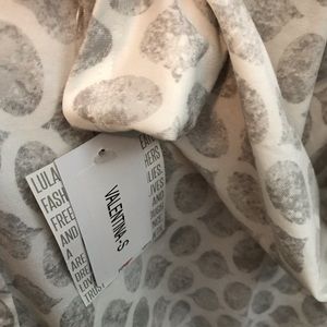 LuLaRoe Tops - Small LuLaRoe Valentina LuLaRoe Tops - Small LuLaRoe Valentina